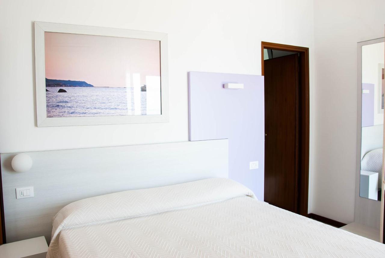 Eden Hotel 3*