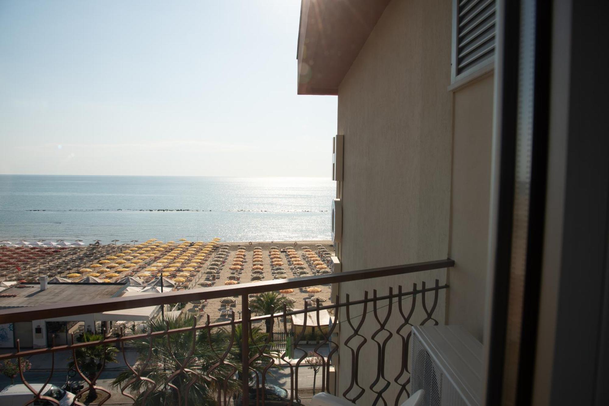 Eden 3* Grottammare
