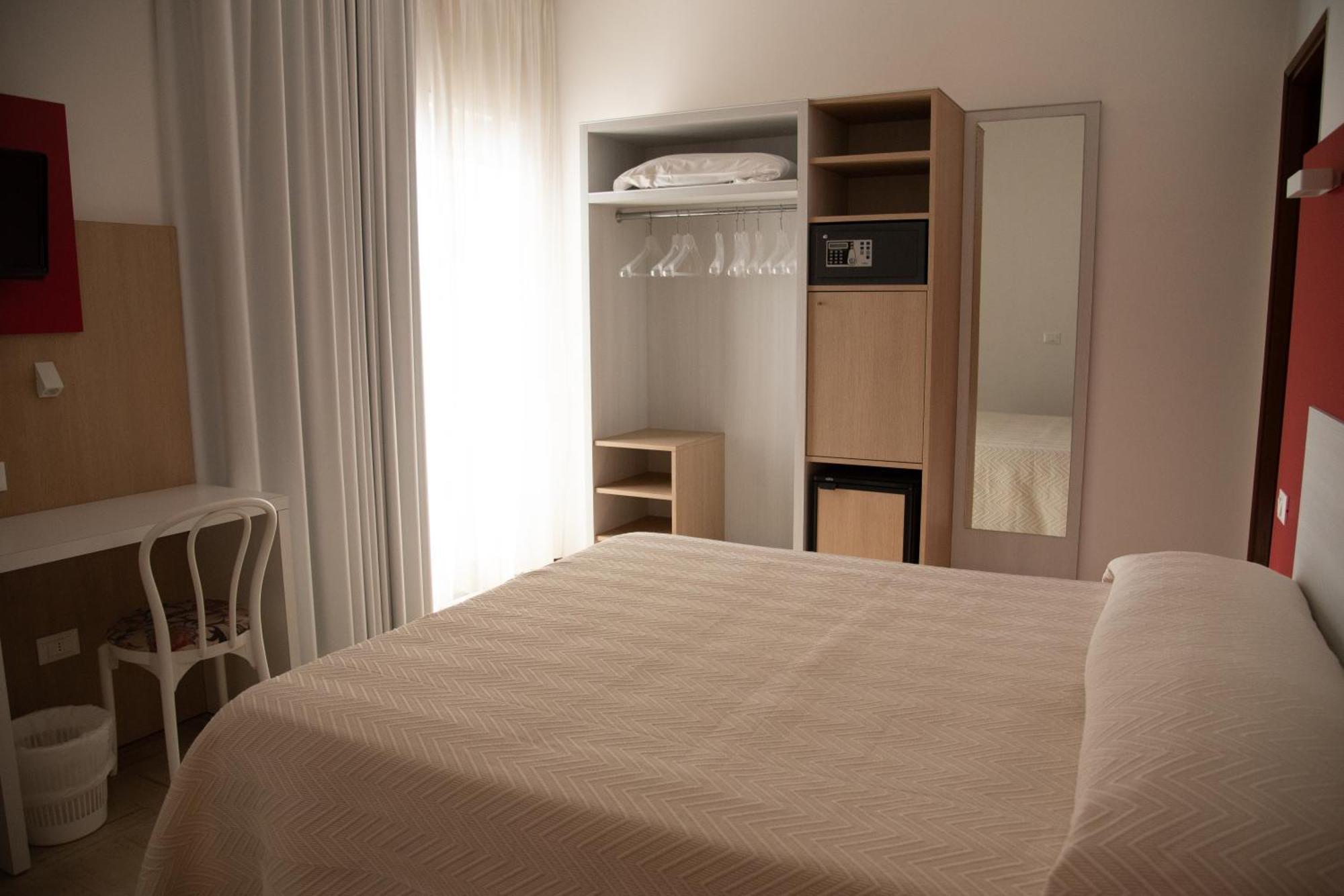 Hotel Eden 3*