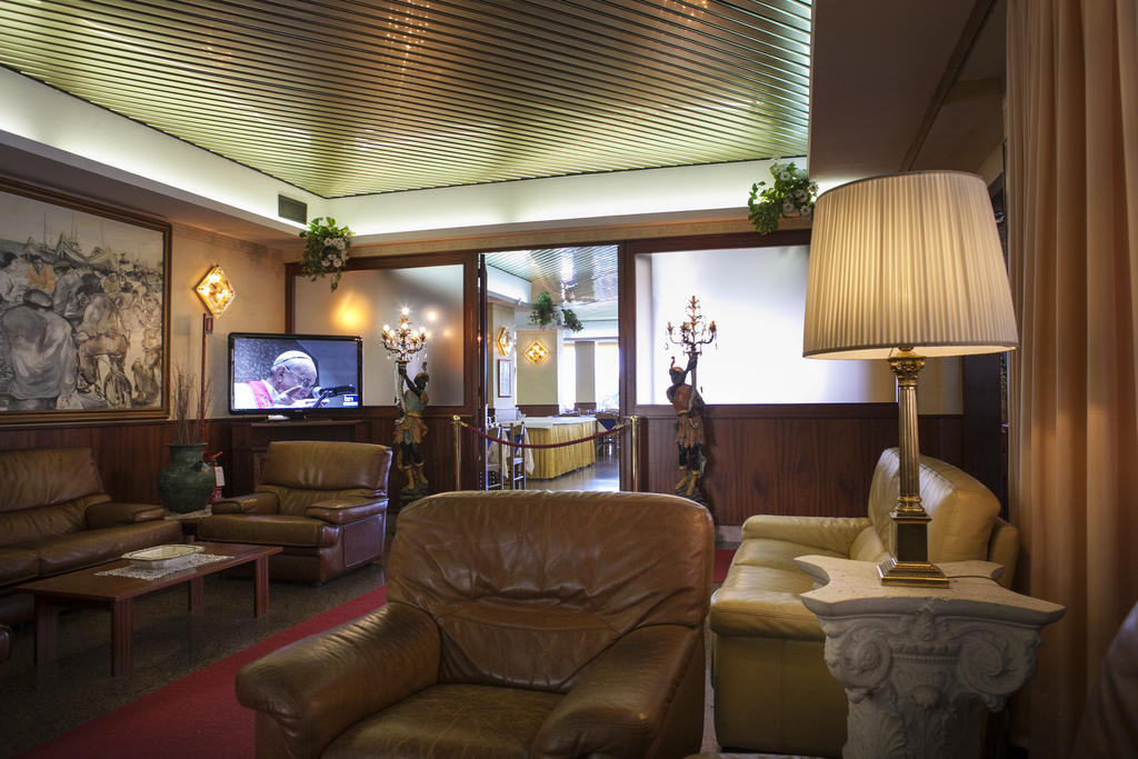 Hotel Eden 3*