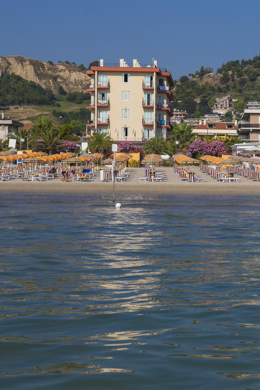 Hotel Eden