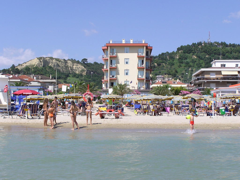 Hotel Eden 3*